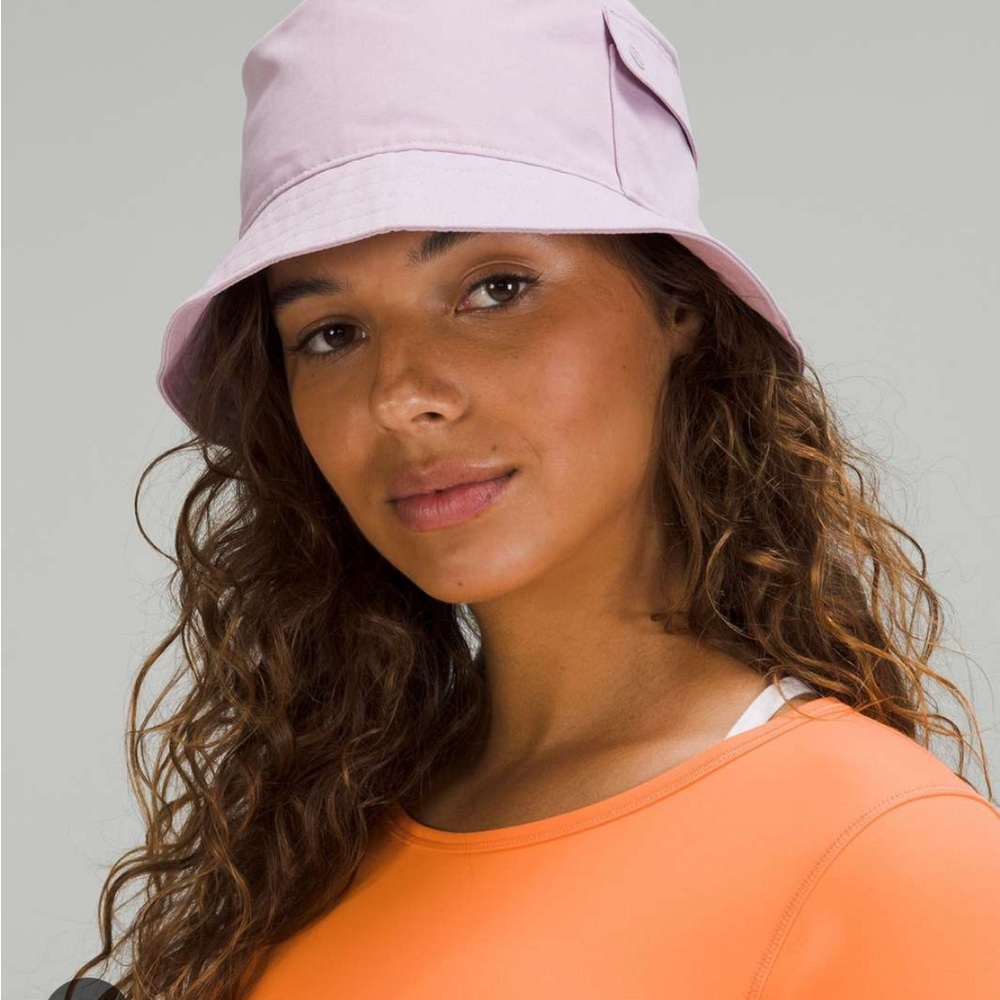 Lululemon Athletica Dusty Rose Bucket Hat, M/L